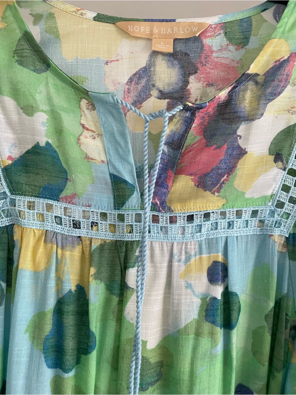 Hope & Harlow Watercolor Floral Peasant Top Size L Blue Green Boho Crochet Lace - Picture 5 of 13